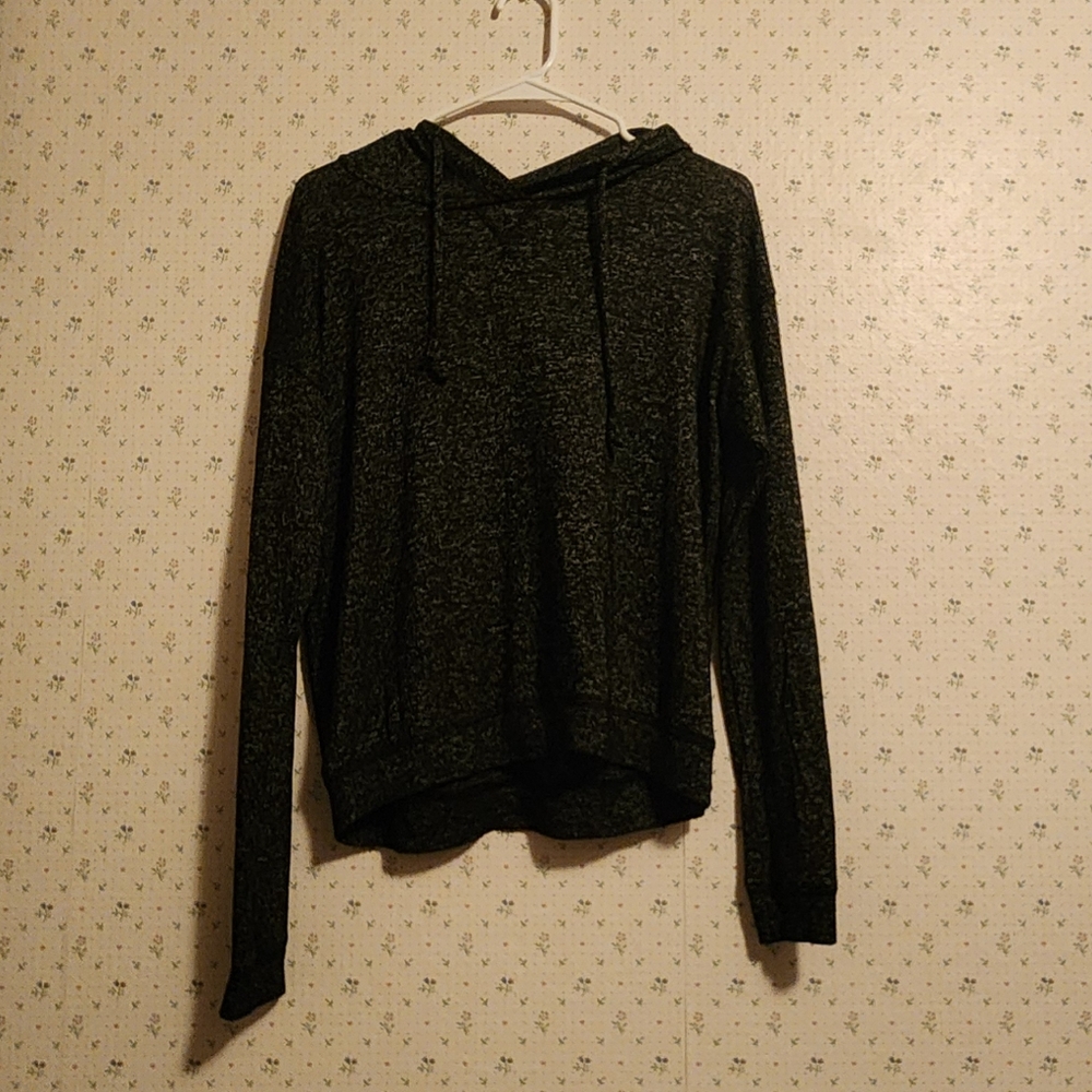 Pull over hooded shirt